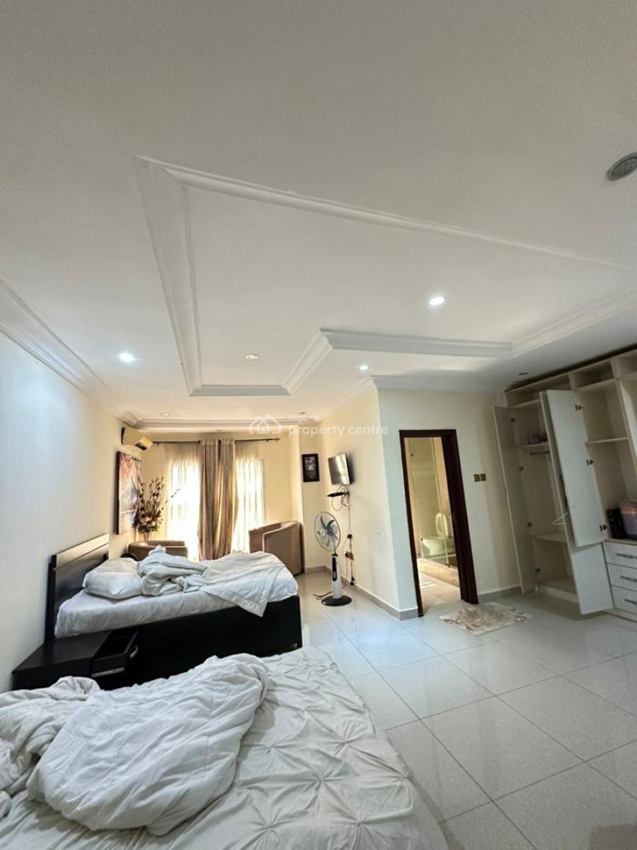 4 Bedroom En-suite Terrace Duplex, Osapa, Lekki, Lagos, Terraced Duplex for Sale