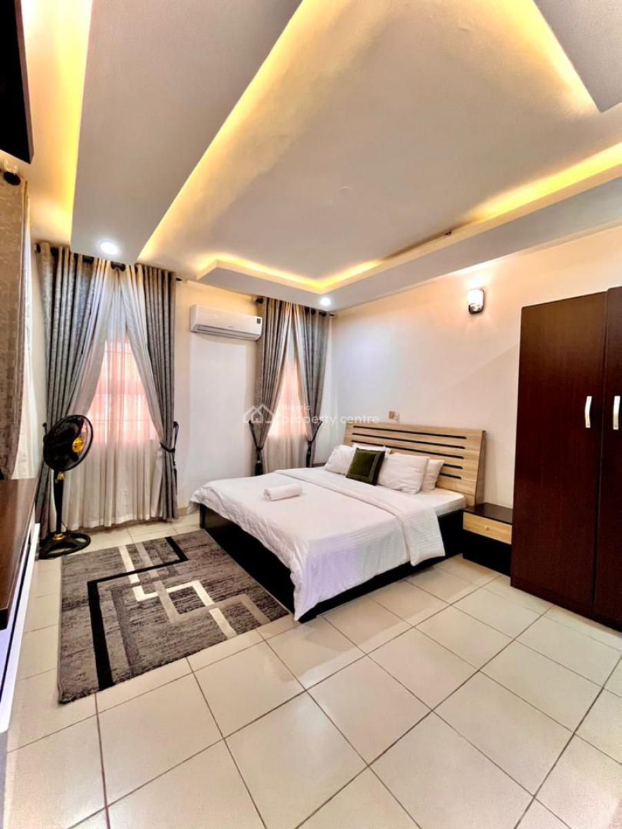 Luxury 3bedrooms Terrace Duplex with Pool,gym and Snookers and Other G, Obadosunmu Street Ikeja Gra, Ikeja Gra, Ikeja, Lagos, Flat / Apartment Short Let