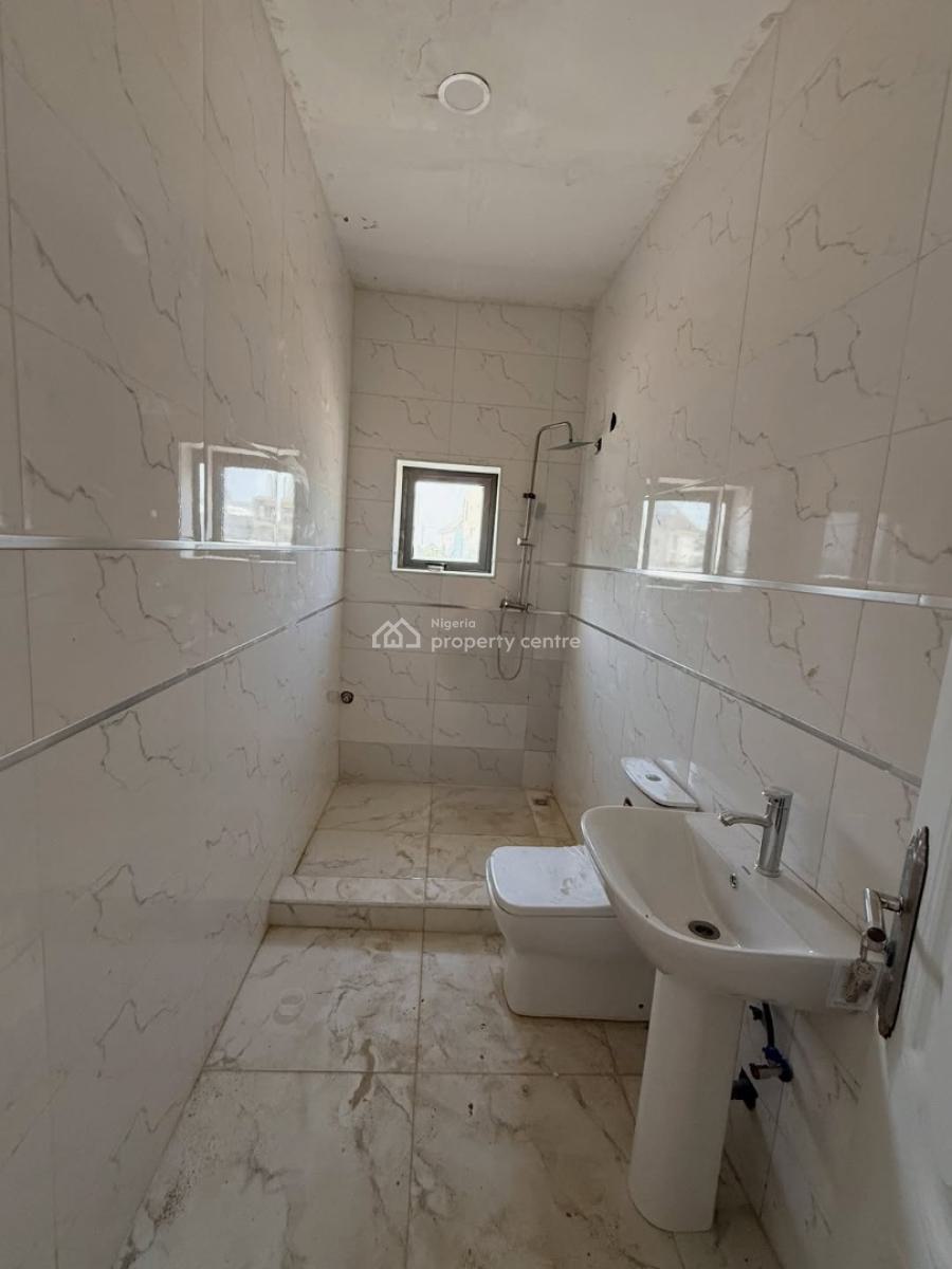 Luxury 3 Bedroom Apartment, Jahi, Abuja, Block of Flats for Sale