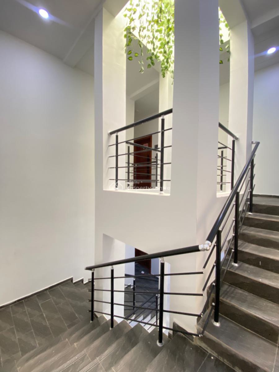 2 Bedroom Apartment, W/t Estate, Ologolo, Lekki, Lagos, Flat / Apartment for Sale