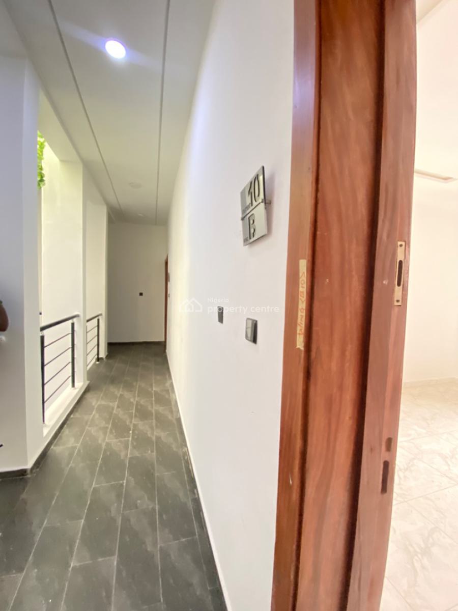 2 Bedroom Apartment, W/t Estate, Ologolo, Lekki, Lagos, Flat / Apartment for Sale