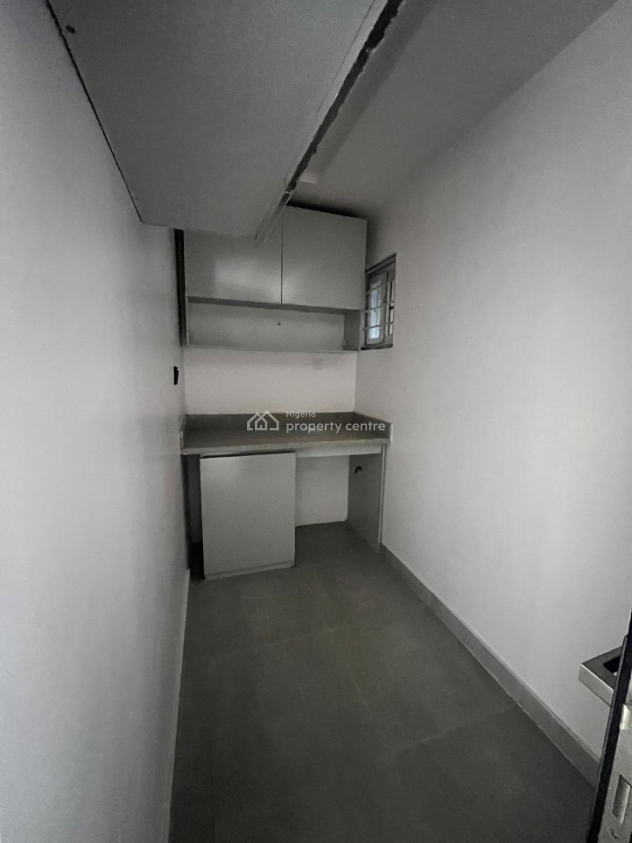 Own a Solid 3-bedroom Apartment with Bq, Off Admiralty Way, Lekki Phase 1, Lekki, Lagos, Flat / Apartment for Sale