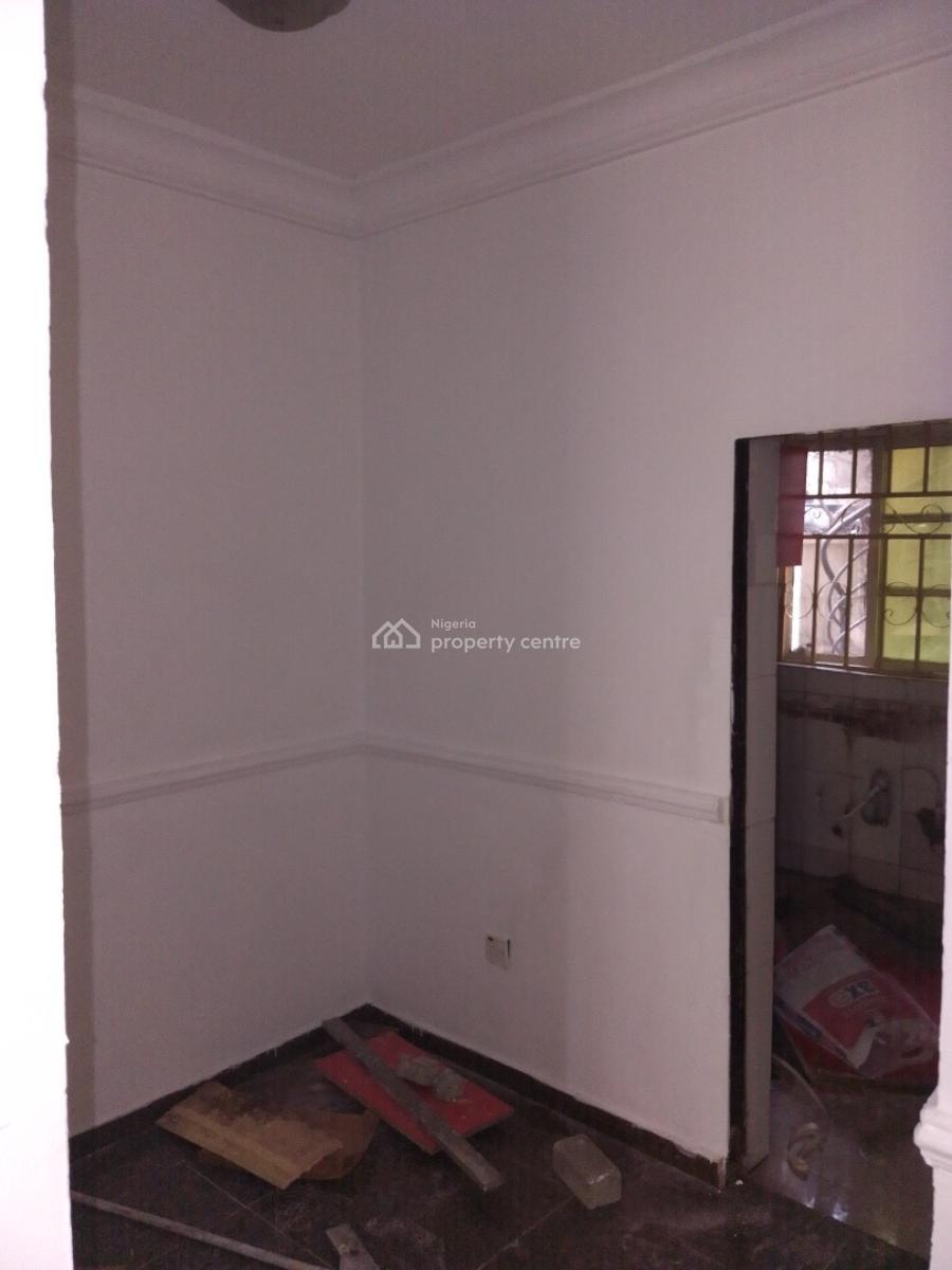 Mini Flat, Off Beach Road, Jakande, Lekki, Lagos, Mini Flat (room and Parlour) for Rent