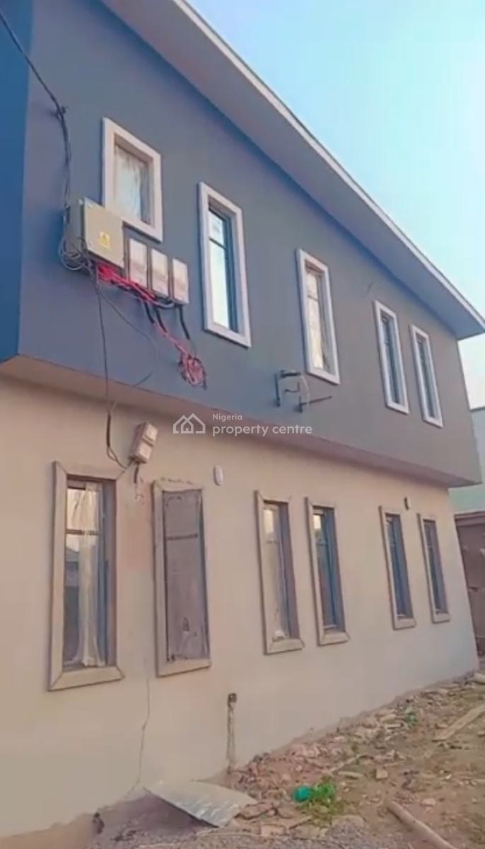 4 Bedroom Terrace Duplex, Oko - Ibadan Estate, Akobo, Ibadan, Oyo, Terraced Duplex for Sale