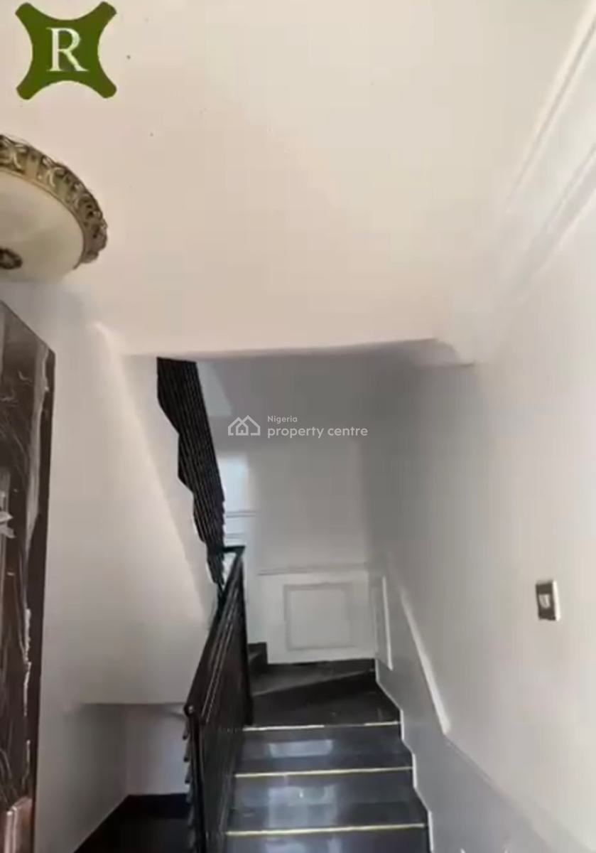 4bedroom Terrace in a Call to Access Estate, Osapa London, Osapa, Lekki, Lagos, Terraced Duplex for Rent