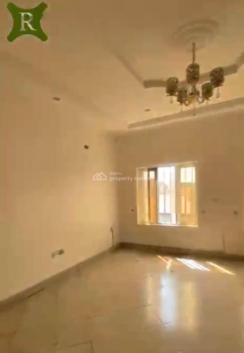 4bedroom Terrace in a Call to Access Estate, Osapa London, Osapa, Lekki, Lagos, Terraced Duplex for Rent