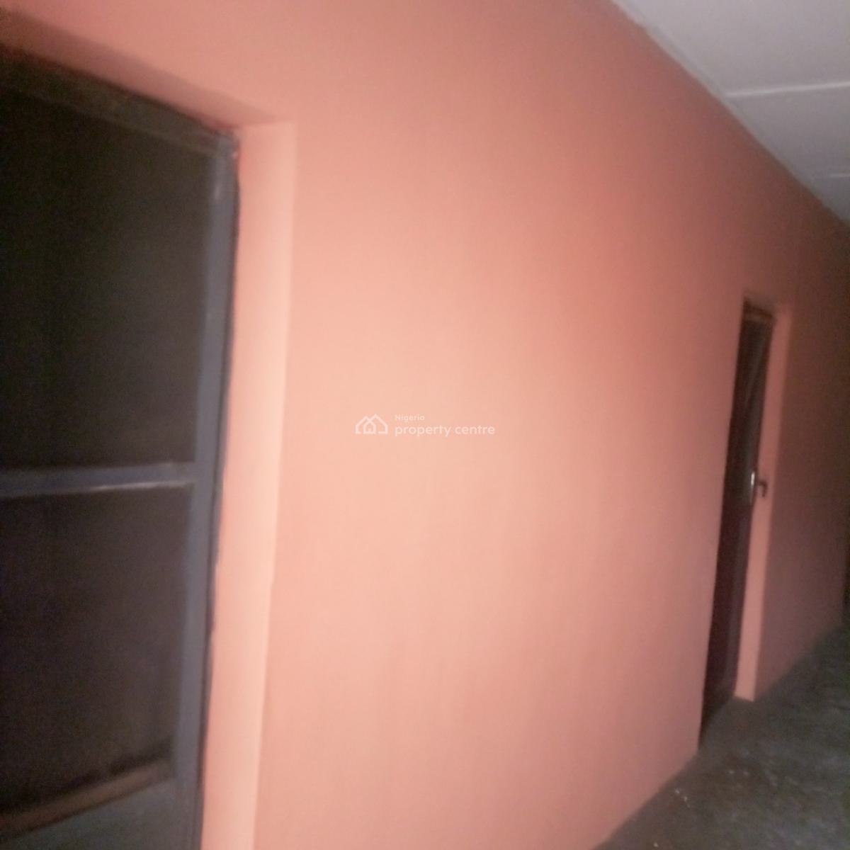 Spacious Room and Palour Upstairs in Surulere, Off Kilo Bus Stop Surulere Lagos, Kilo, Surulere, Lagos, Mini Flat (room and Parlour) for Rent