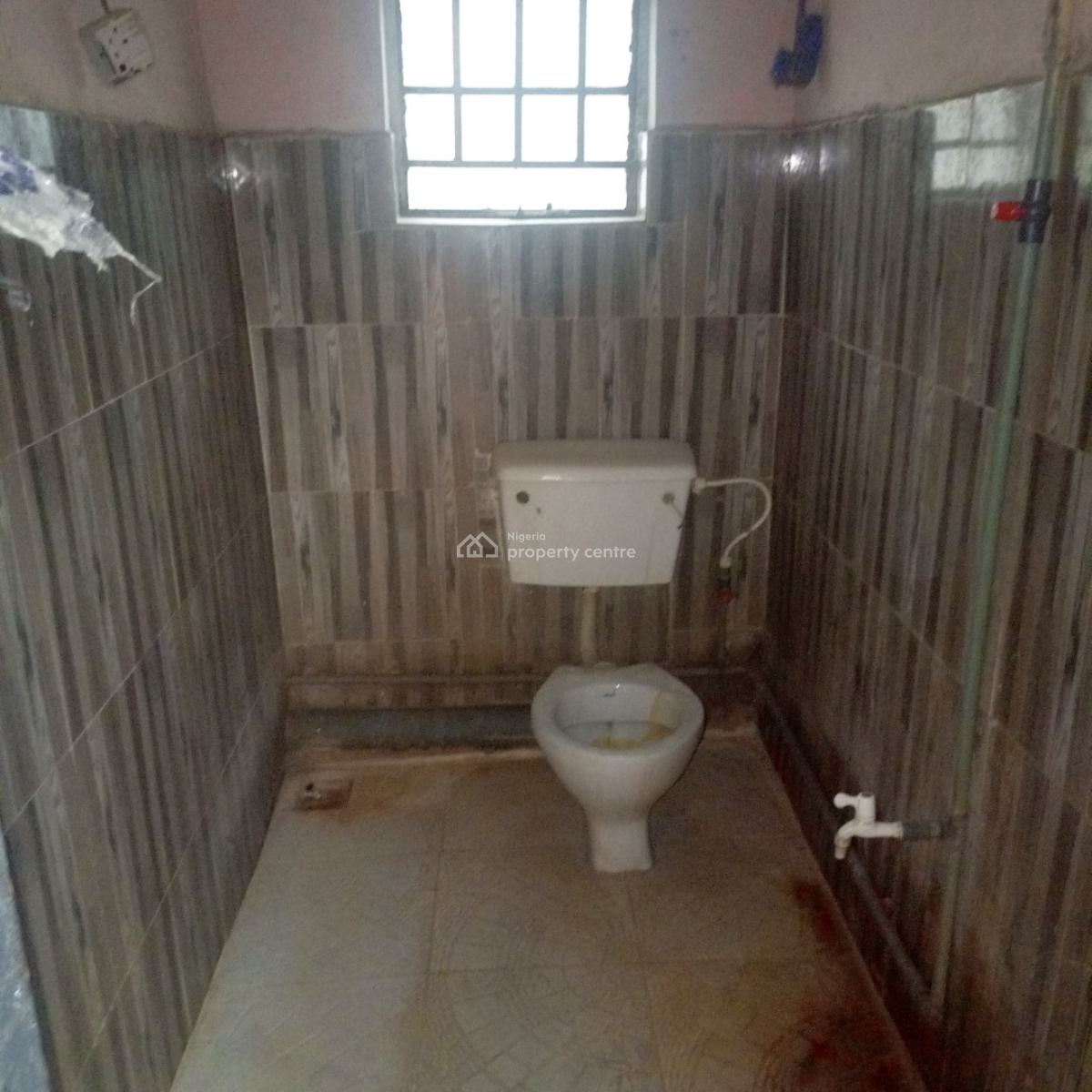 Spacious Room and Palour Upstairs in Surulere, Off Kilo Bus Stop Surulere Lagos, Kilo, Surulere, Lagos, Mini Flat (room and Parlour) for Rent