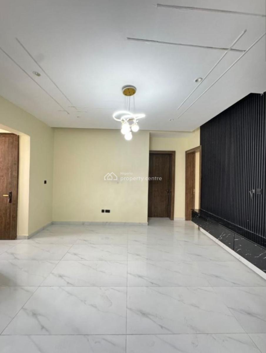 2 Bedroom Apartment, Lekki Phase 1, Lekki, Lagos, Flat / Apartment for Sale