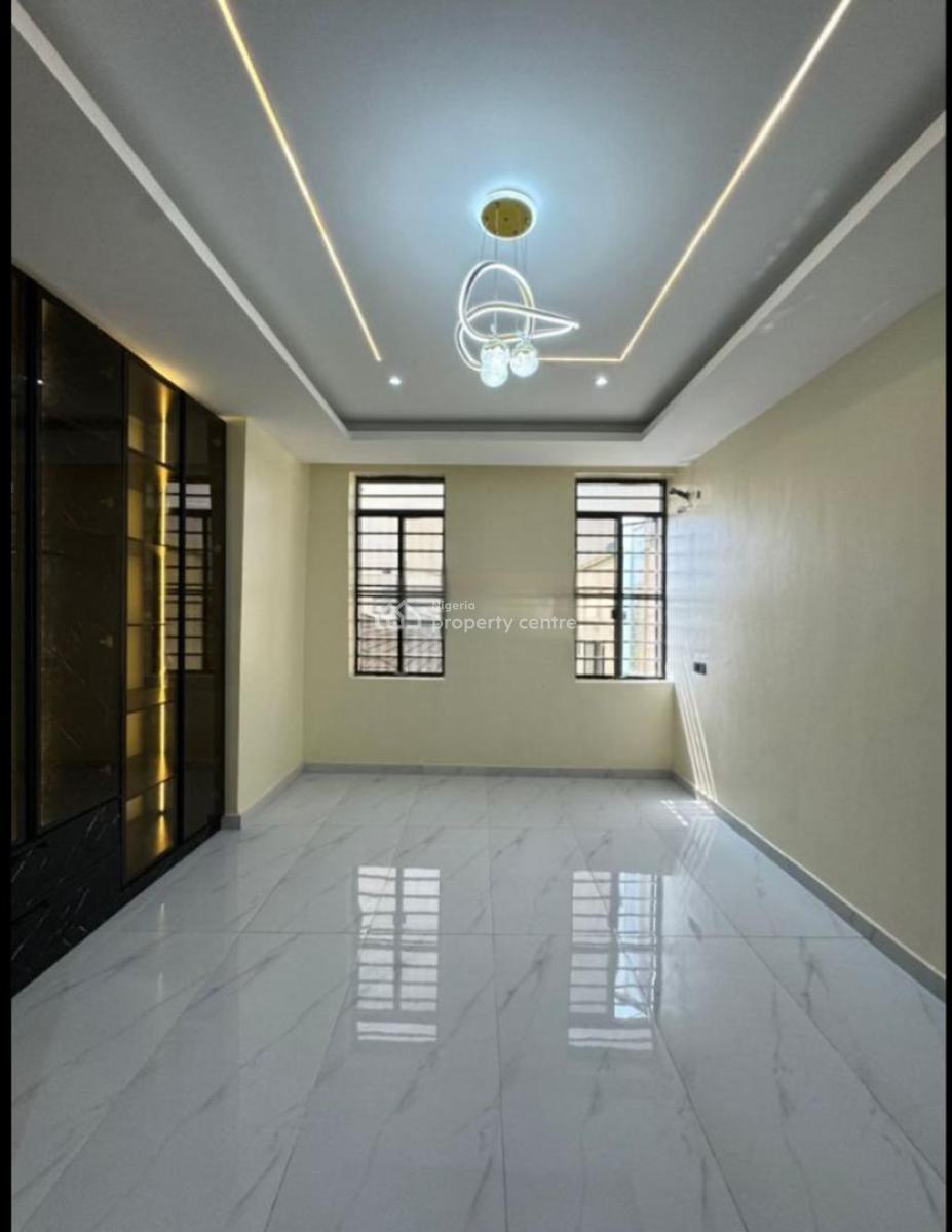 2 Bedroom Apartment, Lekki Phase 1, Lekki, Lagos, Flat / Apartment for Sale