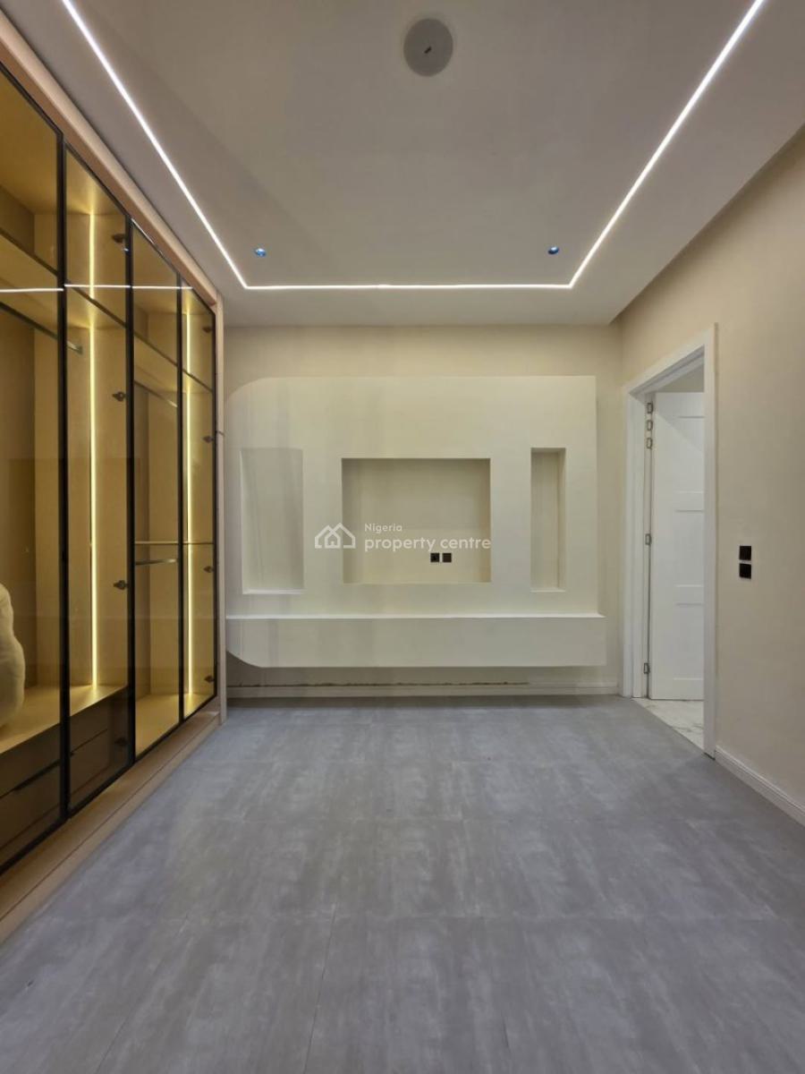 Magnificent 5  Beds with a Private Pool & Gym , Cinema, Lekki Phase 1, Lekki Phase 1, Lekki, Lagos, House for Sale