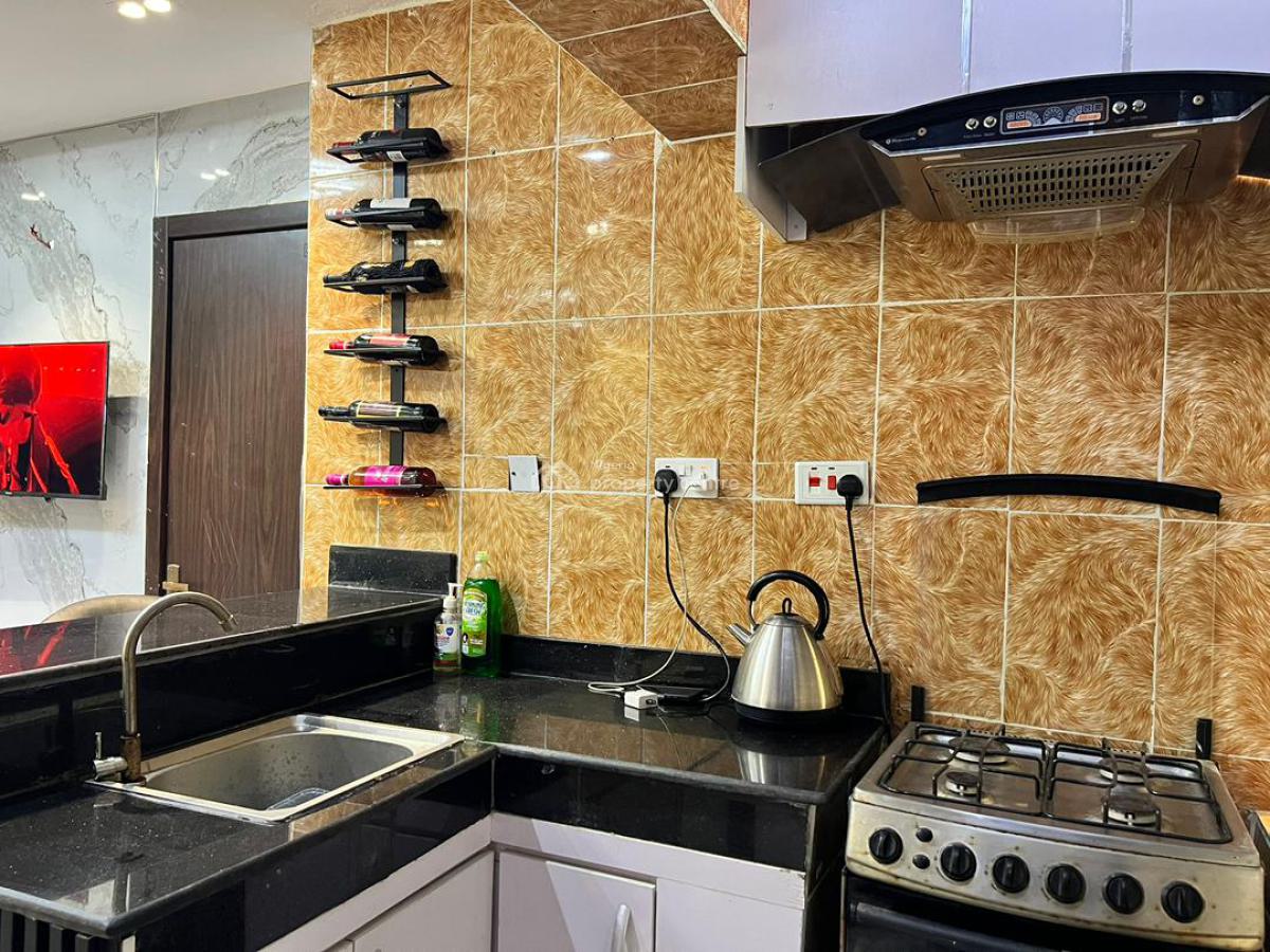 Furnished 1 Bedroom Beach View Serviced Apartment, New Horizons 2 Estate Meadow Hall Road, Ikate, Lekki, Lagos, Mini Flat (room and Parlour) for Rent