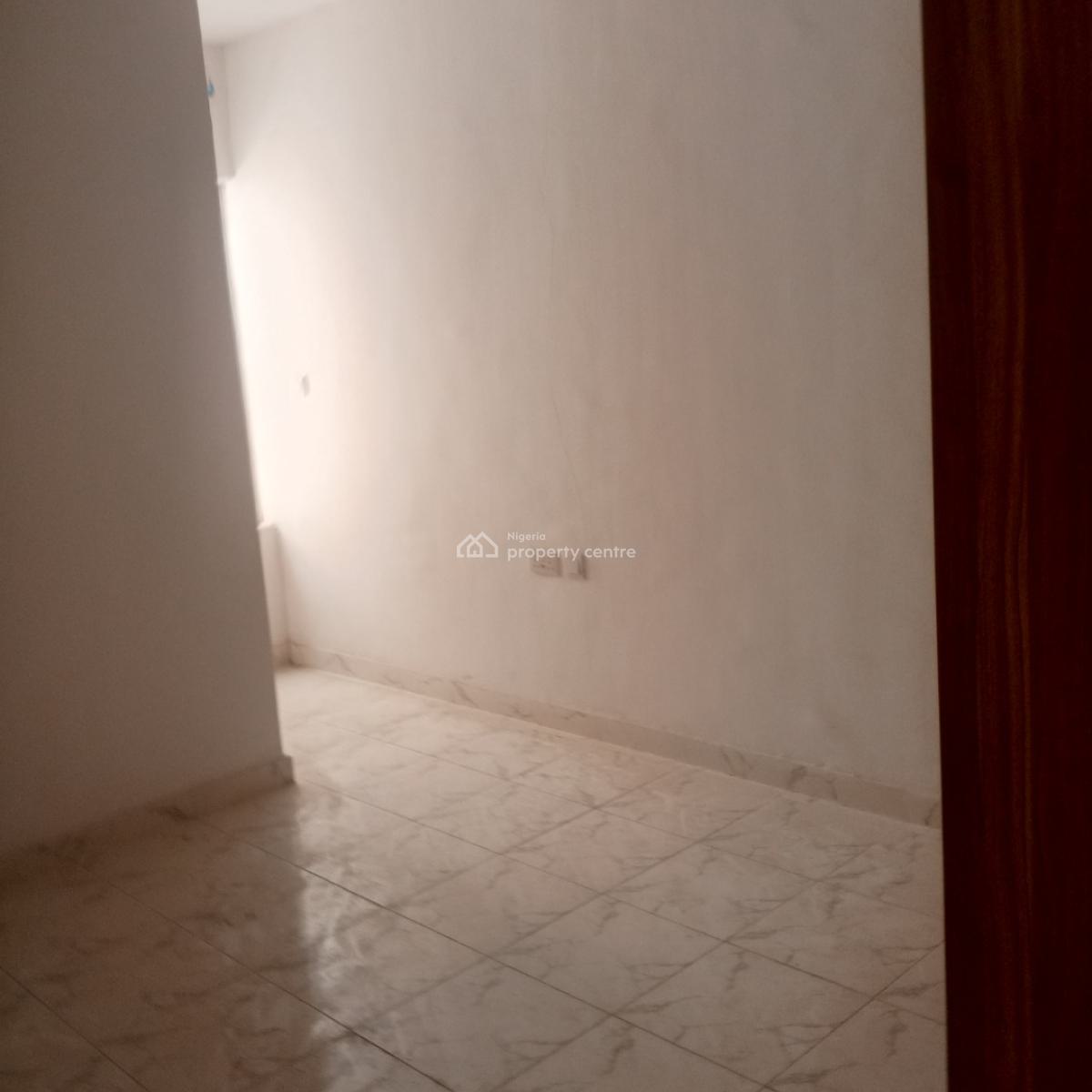 Suitable 3bedroom Terrace Duplex with Self Compound, General Paint, Lekki, Lagos, House for Sale