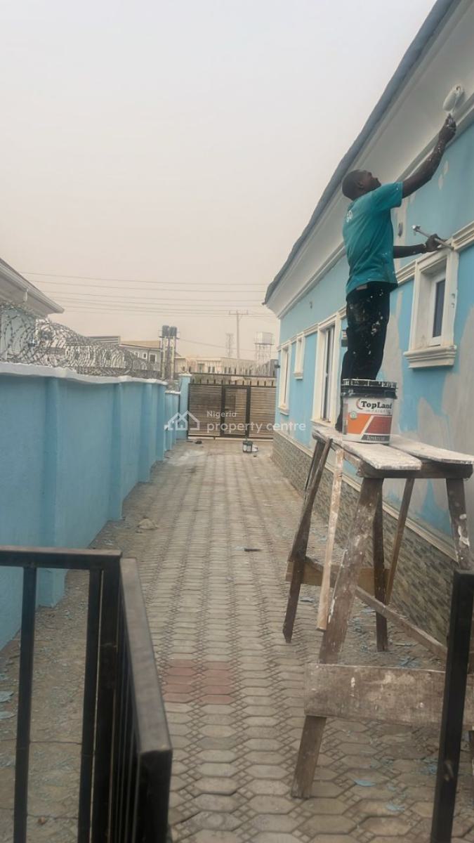 a Luxury 3 Bedroom Flat with Bq, Off Emmanuel Mbaka Bolivia Road, Lugbe Airport, Lugbe District, Abuja, Semi-detached Bungalow for Sale