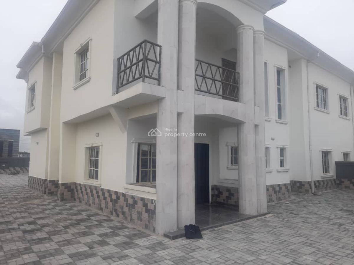 5 Bedroom Semi-detached House with a Mini Flat Bq, Beachwood Estate, Bogije, Ibeju Lekki, Lagos, Semi-detached Duplex for Rent
