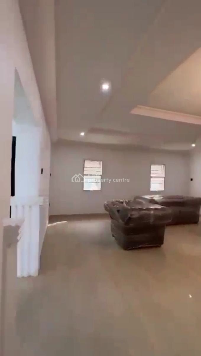 Lovely 5bedroom Semi-detached House with Air-conditioners, Off Admiralty Way, Lekki Phase 1, Lekki, Lagos, Semi-detached Duplex for Rent