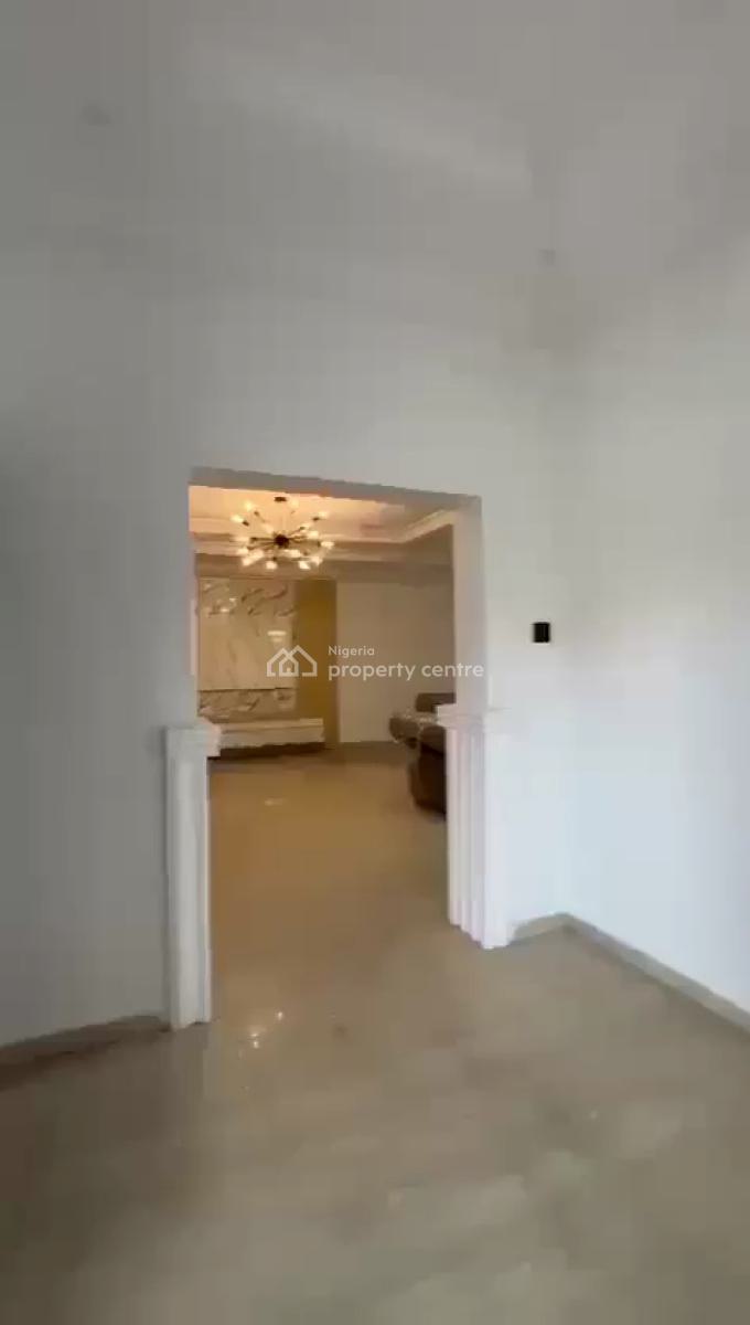 Lovely 5bedroom Semi-detached House with Air-conditioners, Off Admiralty Way, Lekki Phase 1, Lekki, Lagos, Semi-detached Duplex for Rent