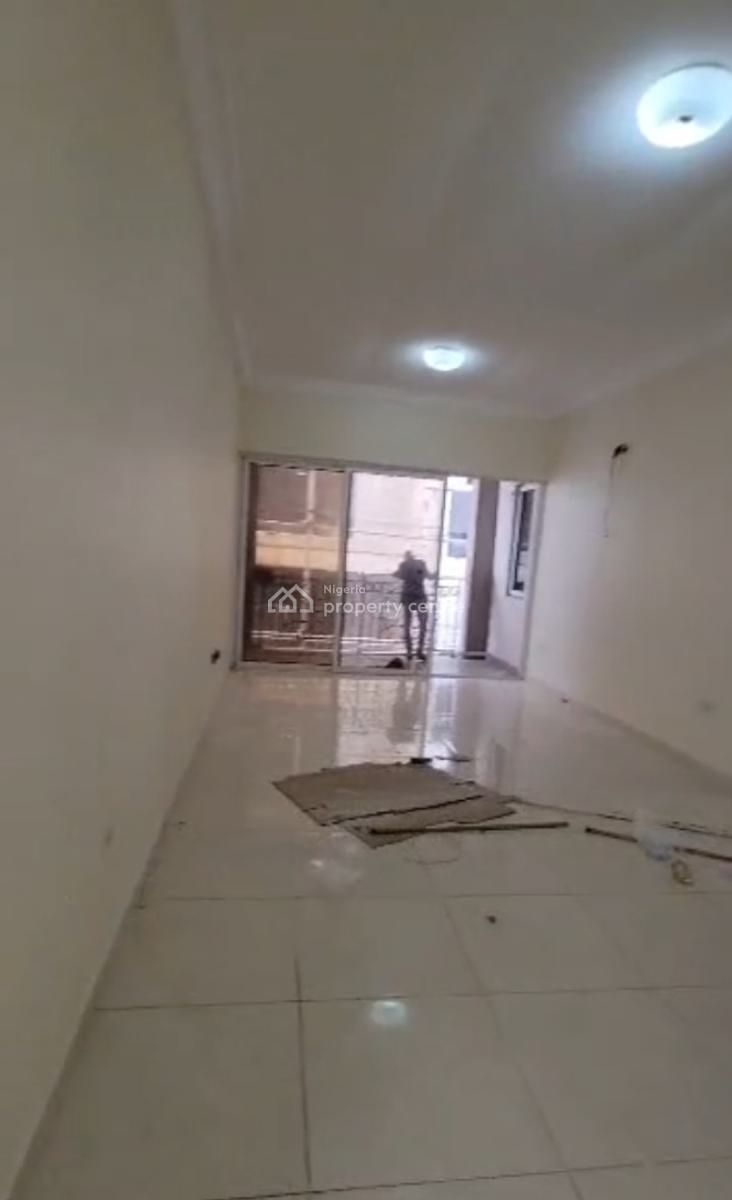 Spacious Three 3 Bedroom Flat Serviced Apartment, Chevron Drive, Lekki, Lagos, Flat / Apartment for Rent