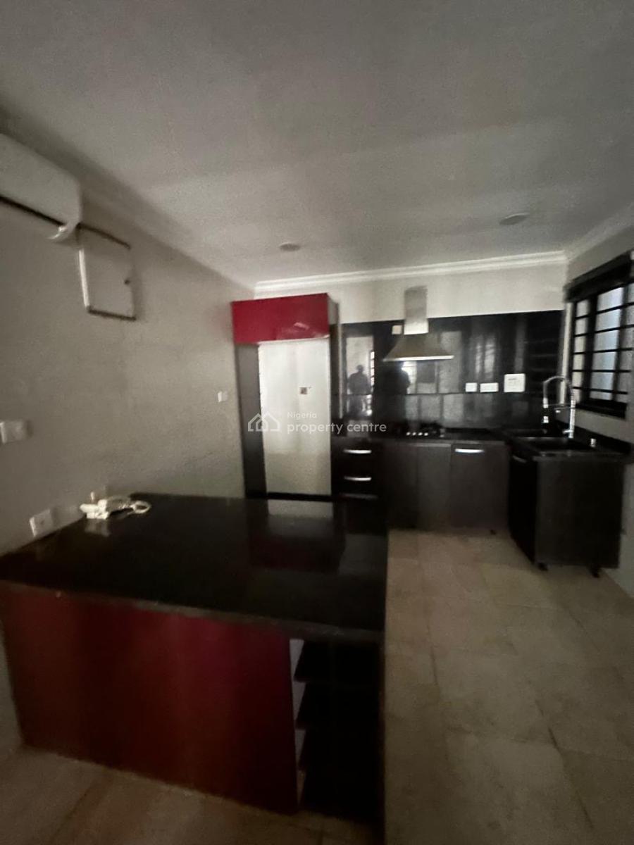 Luxury 3 Bedroom Apartment with a Bq, Phase 1, Lekki, Lagos, Flat / Apartment for Rent