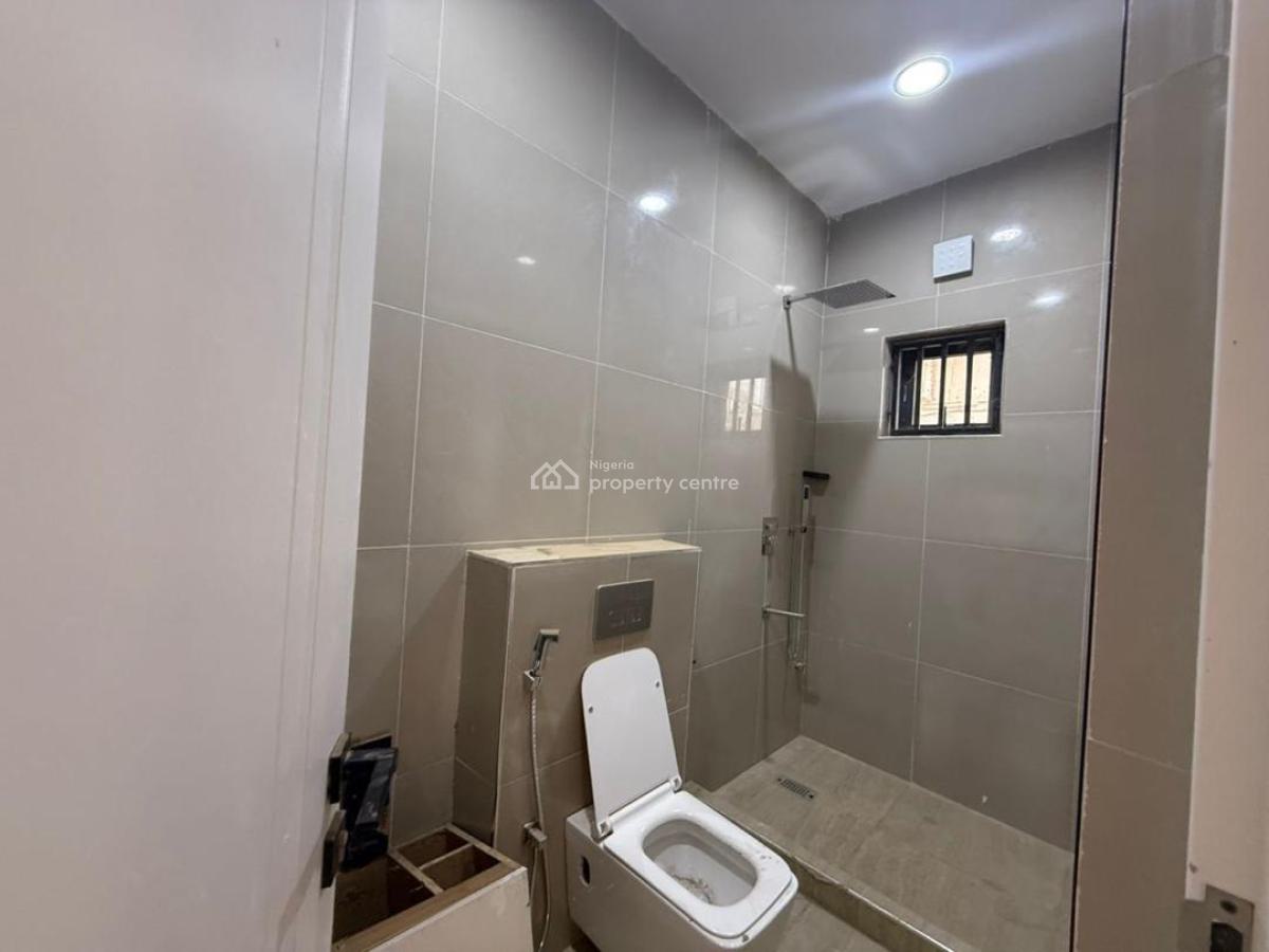 Smartly Built 5 Bedroom Detached Serviced Duplex Bq, Serene Neighborhood. Good Access Road, Wuye, Abuja, Detached Duplex for Sale