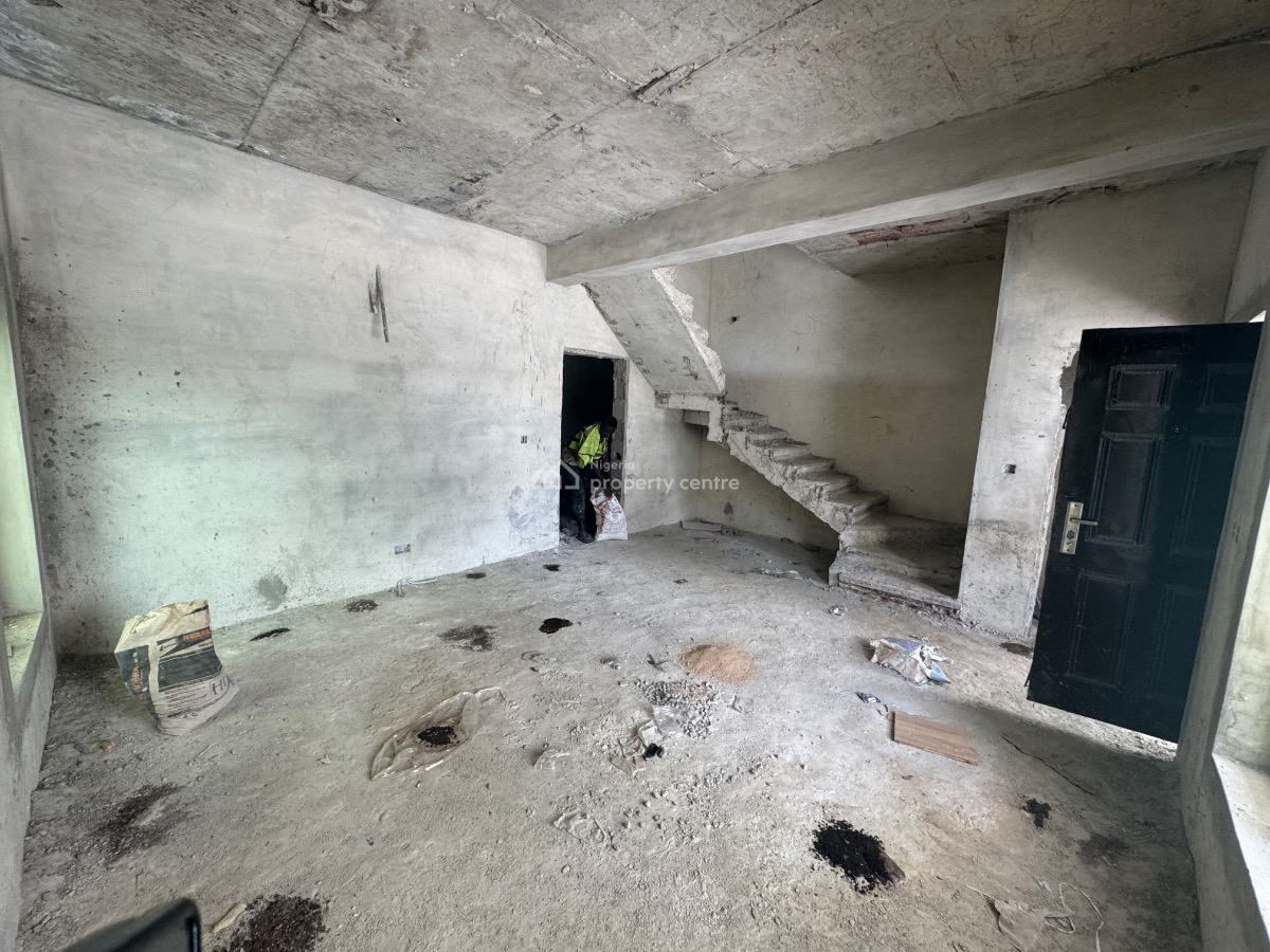a Corner-piece 3 Bedroom Duplex in a Family Oriented Estate, Lekki, 10 Minutes From Eko Hotel Via The Coastal Road, Ikate, Lekki, Lagos, Terraced Duplex for Sale
