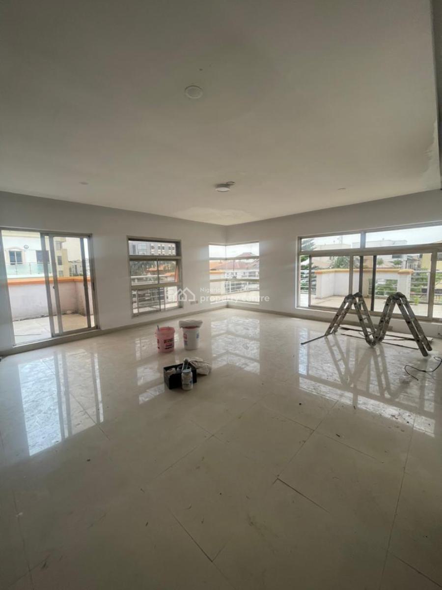 2bedrooms Penthouse, Off Admiralty Road, Lekki Phase 1, Lekki, Lagos, Flat / Apartment for Rent