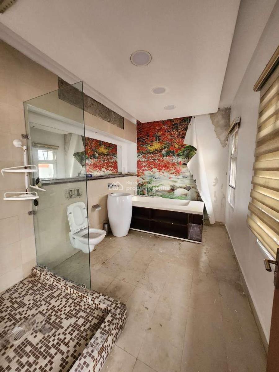 2bedrooms Penthouse, Off Admiralty Road, Lekki Phase 1, Lekki, Lagos, Flat / Apartment for Rent