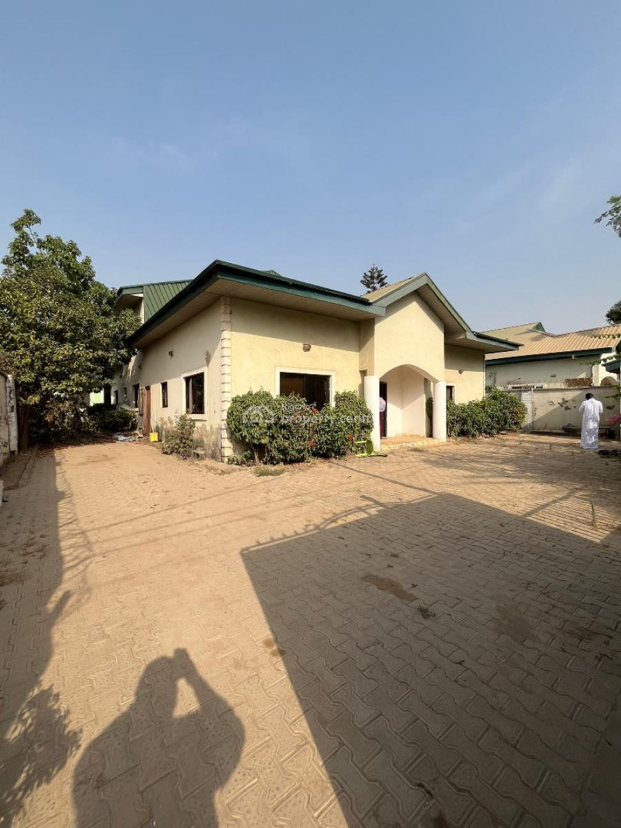 5 Bedroom Penthouse with 2 Room Bq, Kaura, Abuja, House for Sale