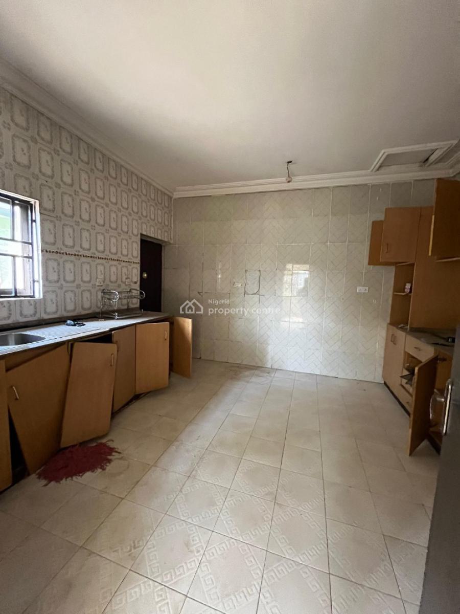 5 Bedroom Penthouse with 2 Room Bq, Kaura, Abuja, House for Sale