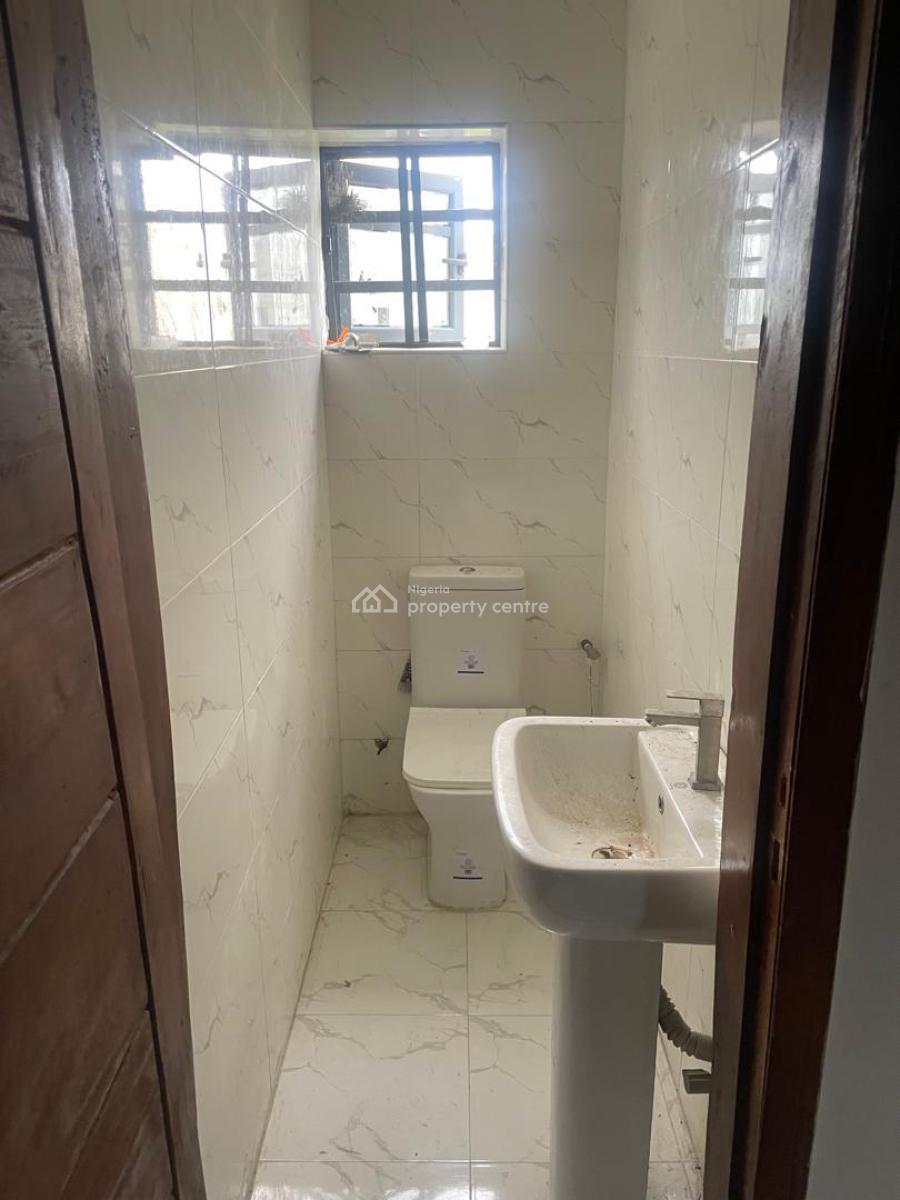 Luxury Spacious 2bedroom Downstairs Apartment., Awoyaya, Ibeju Lekki, Lagos, House for Rent