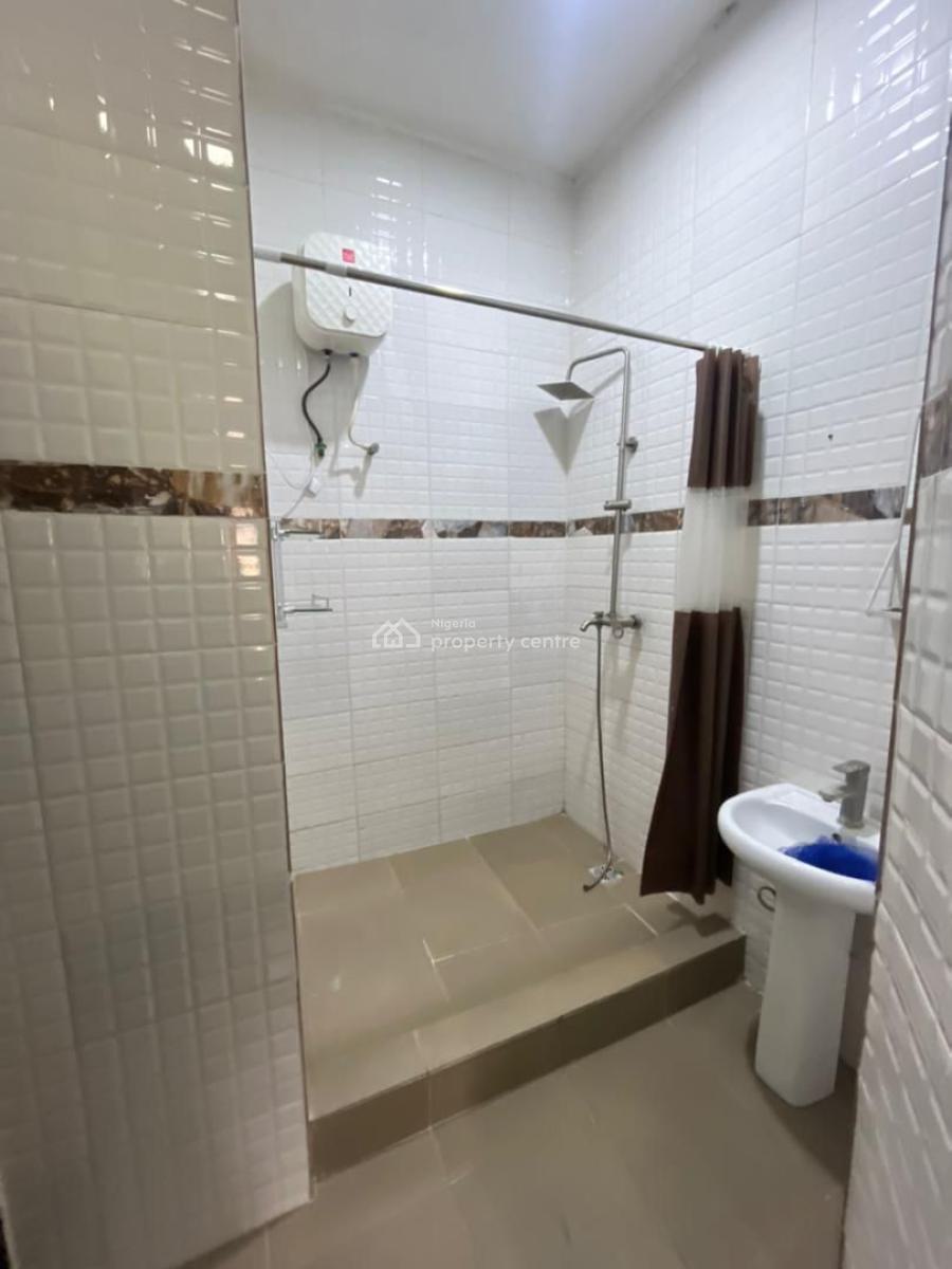 Clean 3 Bedroom Flat, Osapa, Osapa, Lekki, Lagos, House for Rent