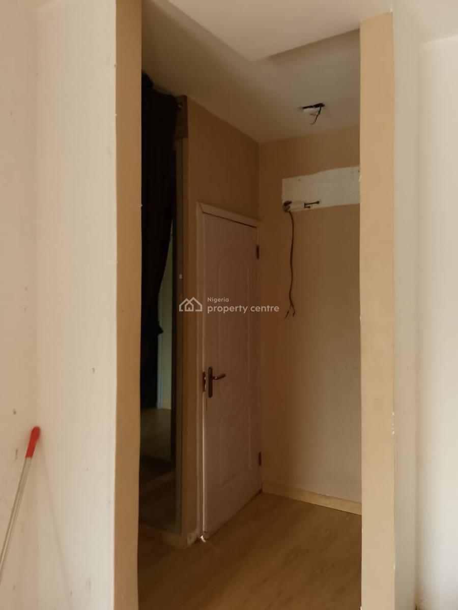 Vacant 2 in 1 Unit Shop, Lekki Phase 1, Lekki, Lagos, Shop for Rent