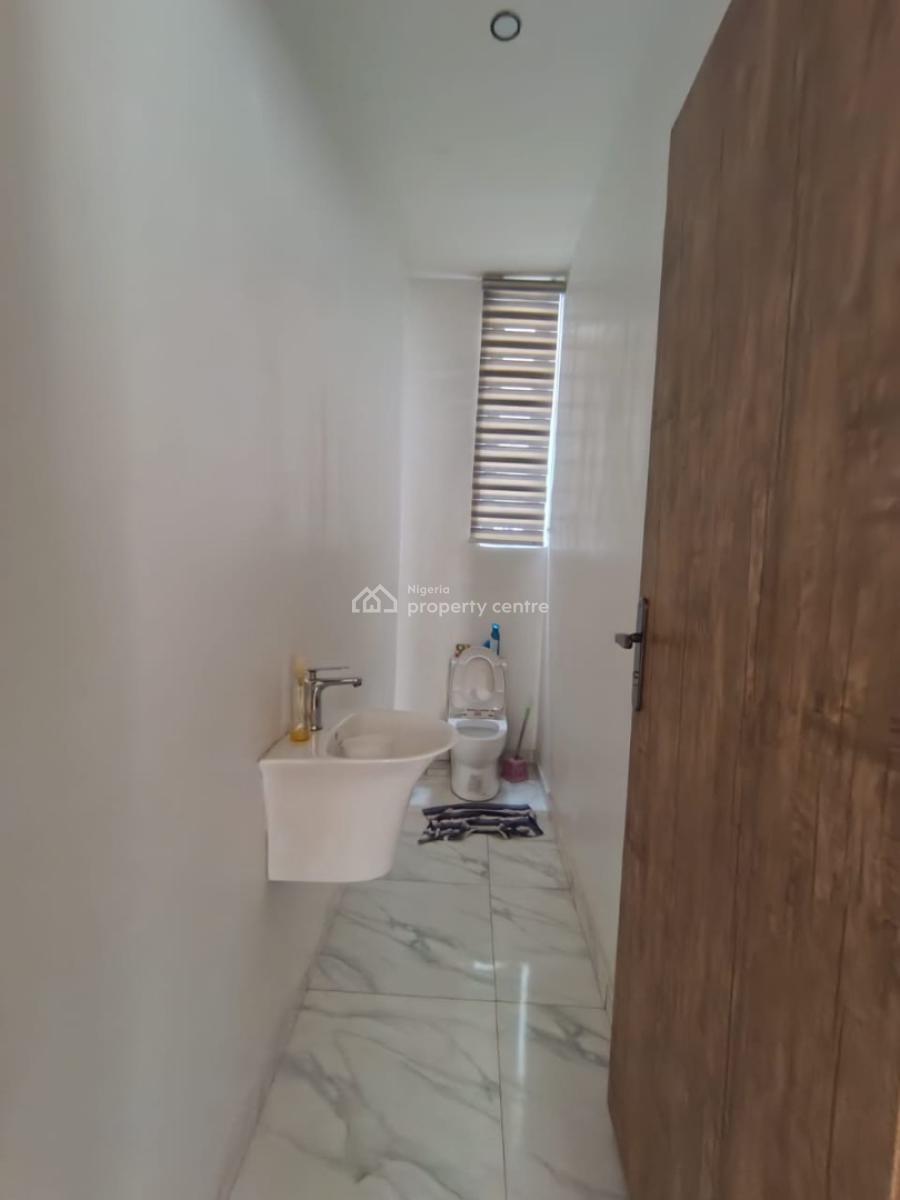 Standard & Very Spacious Fully Furnished 2 Bedroom, Lekki Conservation Road, Lekki, Lagos, Flat / Apartment for Rent