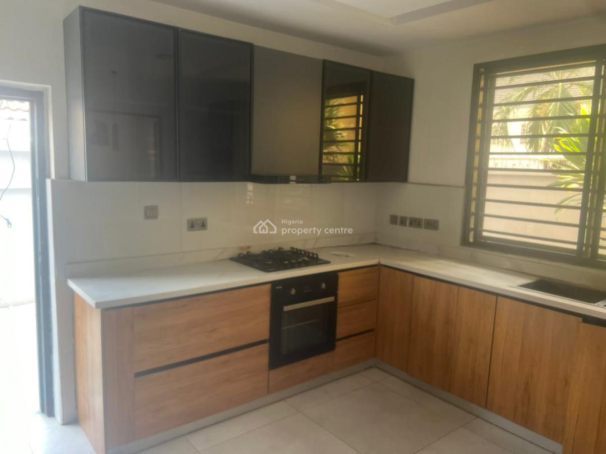 Self Compound 4 Bedroom Semi Detached Duplex with a Room Bq, Lekki Phase 1, Lekki, Lagos, Semi-detached Duplex for Rent