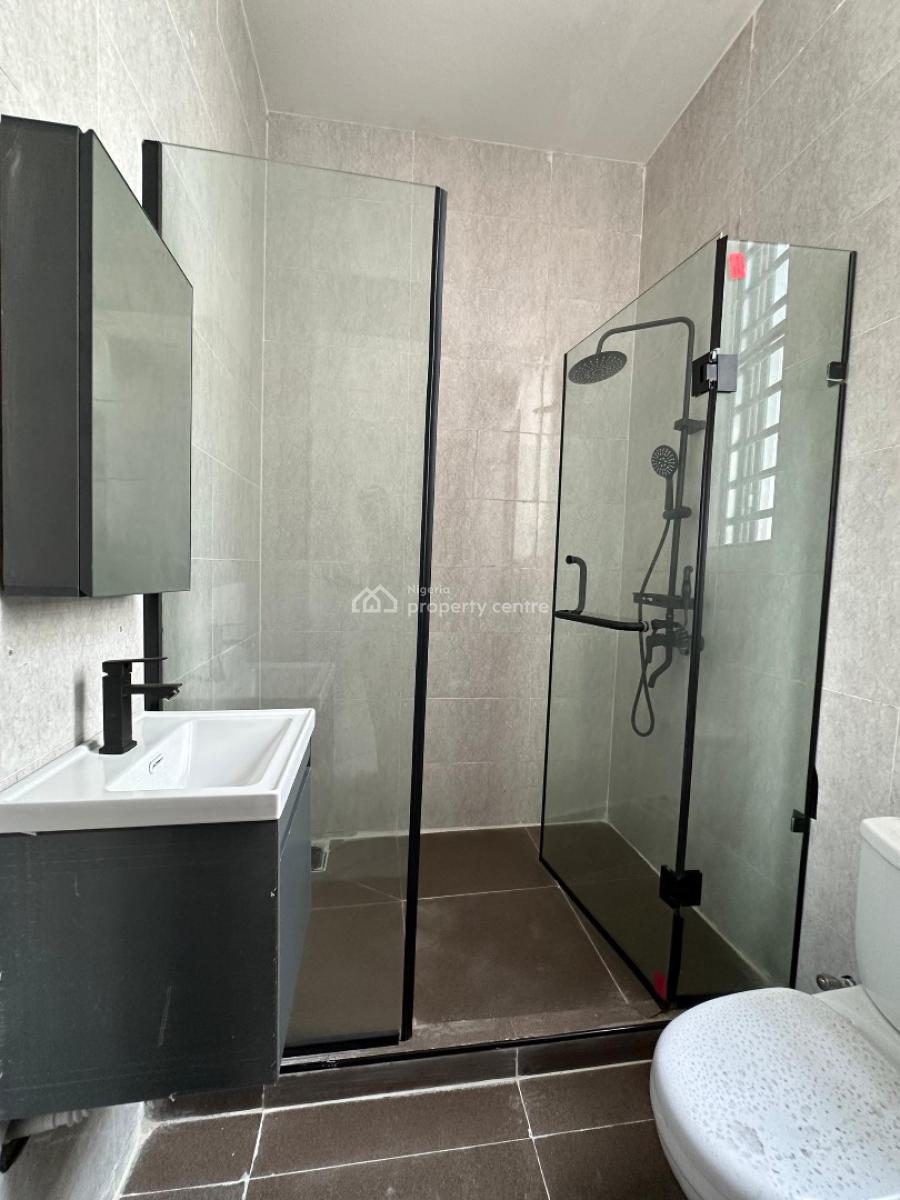 3 Bedroom Apartment with Bq, Lekki Phase 1, Lekki, Lagos, Flat / Apartment for Rent