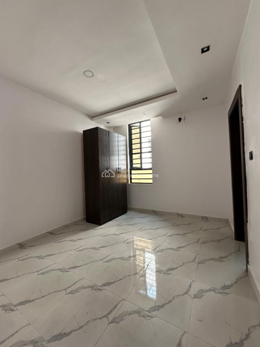 3 Bedroom Apartment with Bq, Lekki Phase 1, Lekki, Lagos, Flat / Apartment for Rent