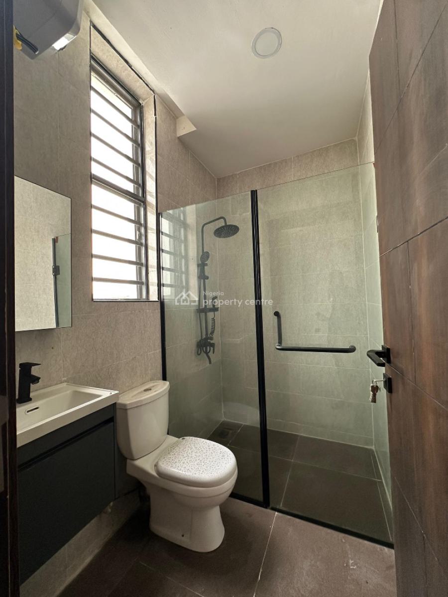 3 Bedroom Apartment with Bq, Lekki Phase 1, Lekki, Lagos, Flat / Apartment for Rent