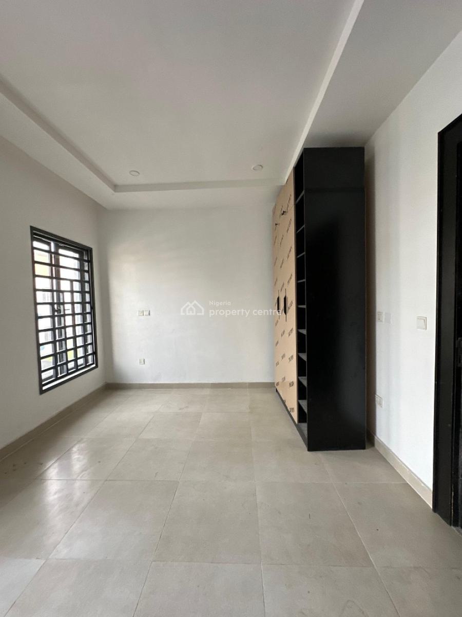 Spaciously Built 4bedroom Apartment with Bq &elevator, Lekki Phase One ,lekki ,lagos , Nigeria, Lekki Phase 1, Lekki, Lagos, Flat / Apartment for Sale