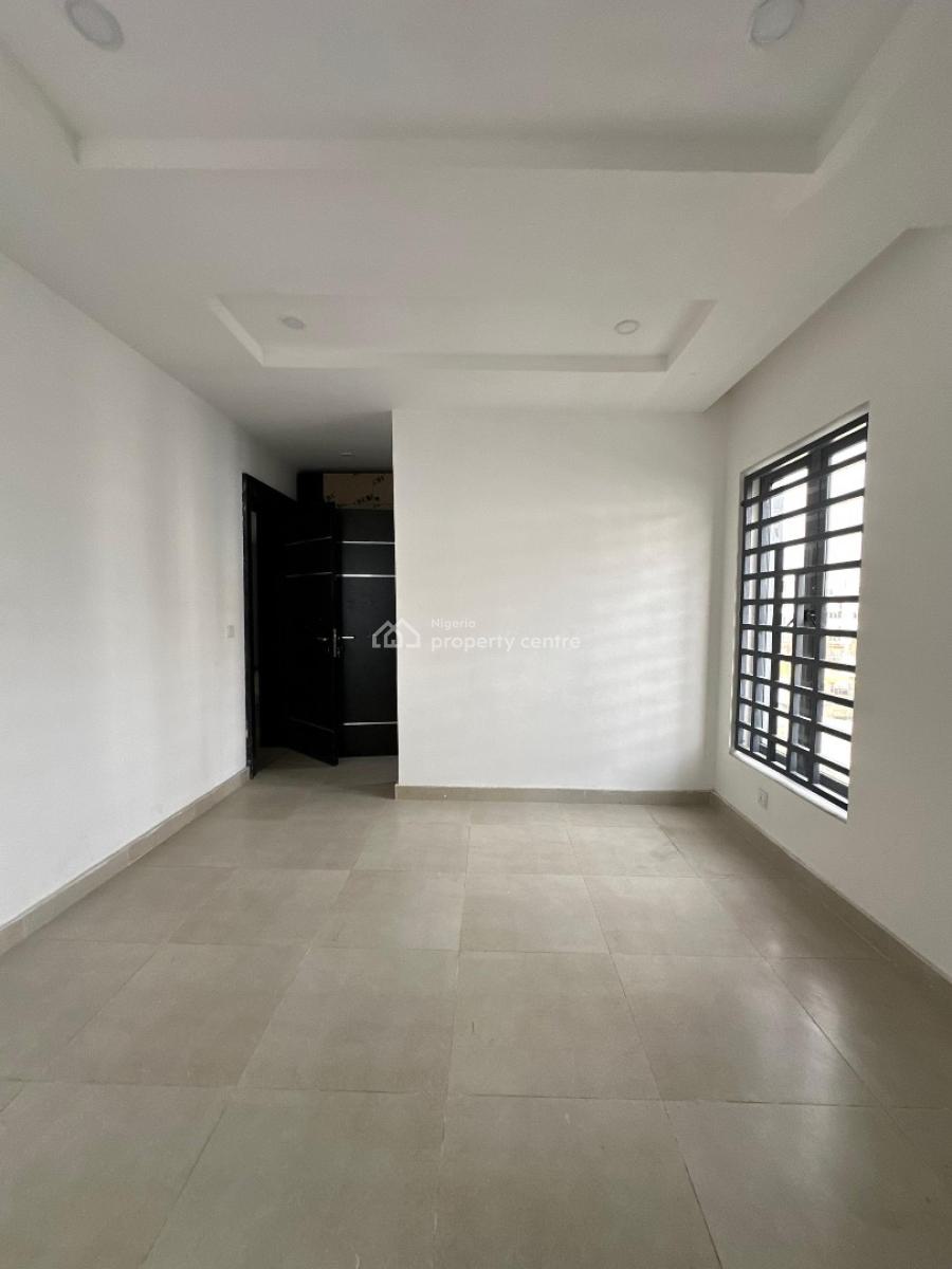 Spaciously Built 4bedroom Apartment with Bq &elevator, Lekki Phase One ,lekki ,lagos , Nigeria, Lekki Phase 1, Lekki, Lagos, Flat / Apartment for Sale