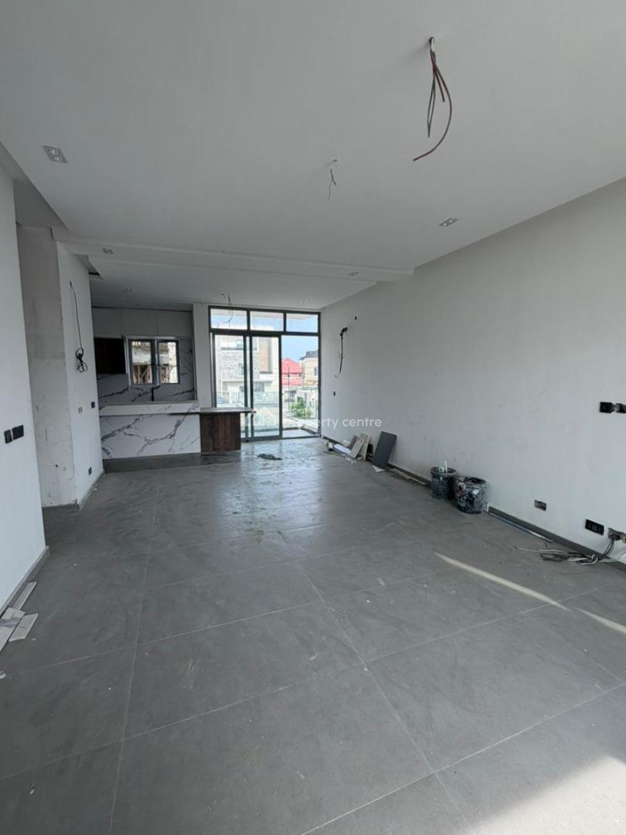 Spacious Massive Luxury 4 Bedrooms Terraced Duplex, Self Compound, Lekki Phase 1, Lekki, Lagos, Terraced Duplex for Sale