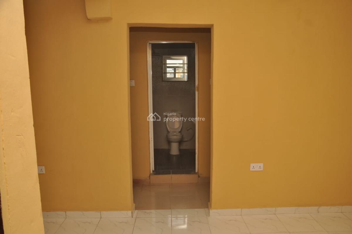 Newly Built 4 Units of 2 Bedroom Flat, Gberigbe, Gberigbe, Ikorodu, Lagos, Block of Flats for Sale