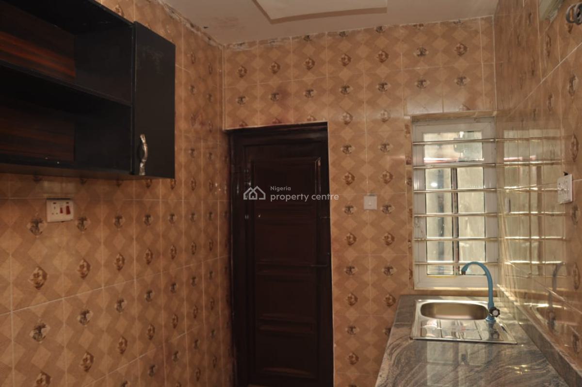 Newly Built 4 Units of 2 Bedroom Flat, Gberigbe, Gberigbe, Ikorodu, Lagos, Block of Flats for Sale