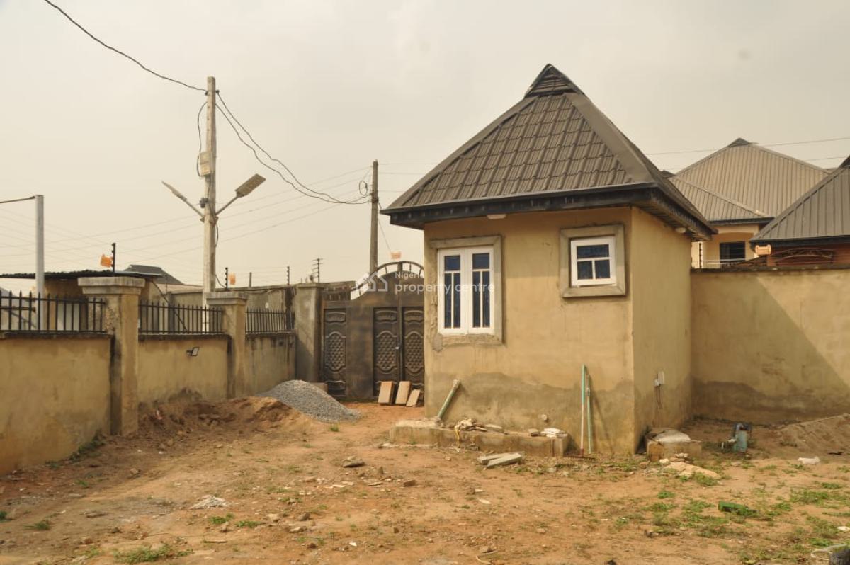 Newly Built 4 Units of 2 Bedroom Flat, Gberigbe, Gberigbe, Ikorodu, Lagos, Block of Flats for Sale
