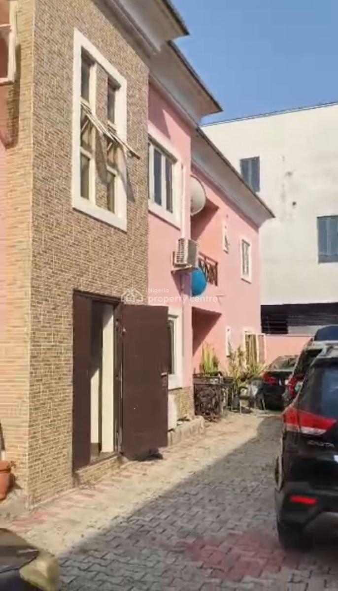 Fully Furnished & Serviced 3 Bedroom Apartment, Lekki Phase 1, Lekki, Lagos, Flat / Apartment for Rent