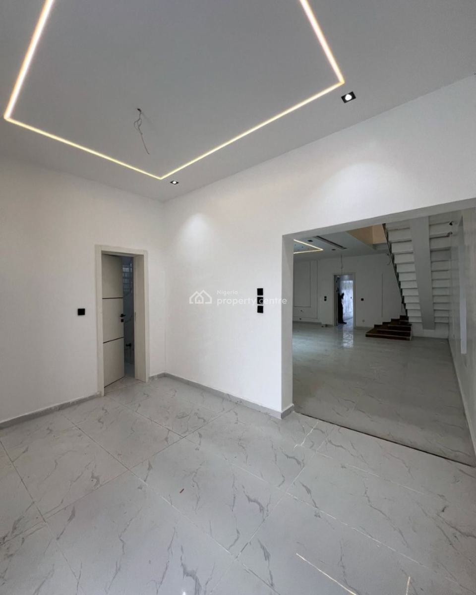 Spacious 5 Bedroom Fully Detached Duplex with Bq, Mobil Road, Ajah, Lagos, Detached Duplex for Rent