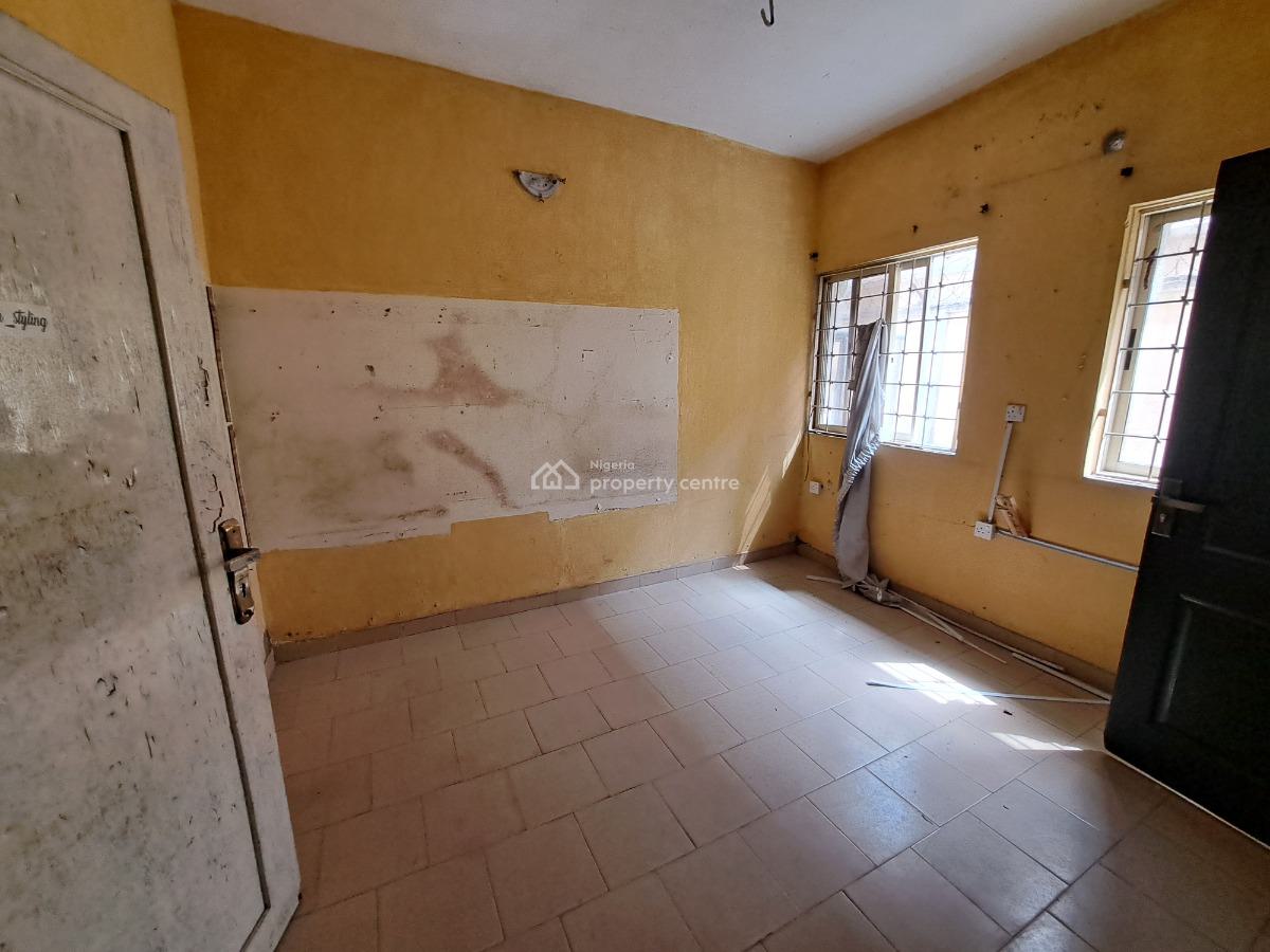 3 Bedroom Flat for Commercial Purpose, Lekki Phase 1, Lekki, Lagos, Flat / Apartment for Rent