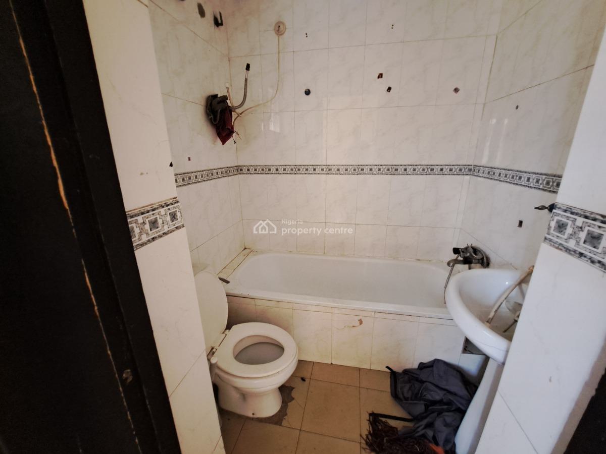 3 Bedroom Flat for Commercial Purpose, Lekki Phase 1, Lekki, Lagos, Flat / Apartment for Rent