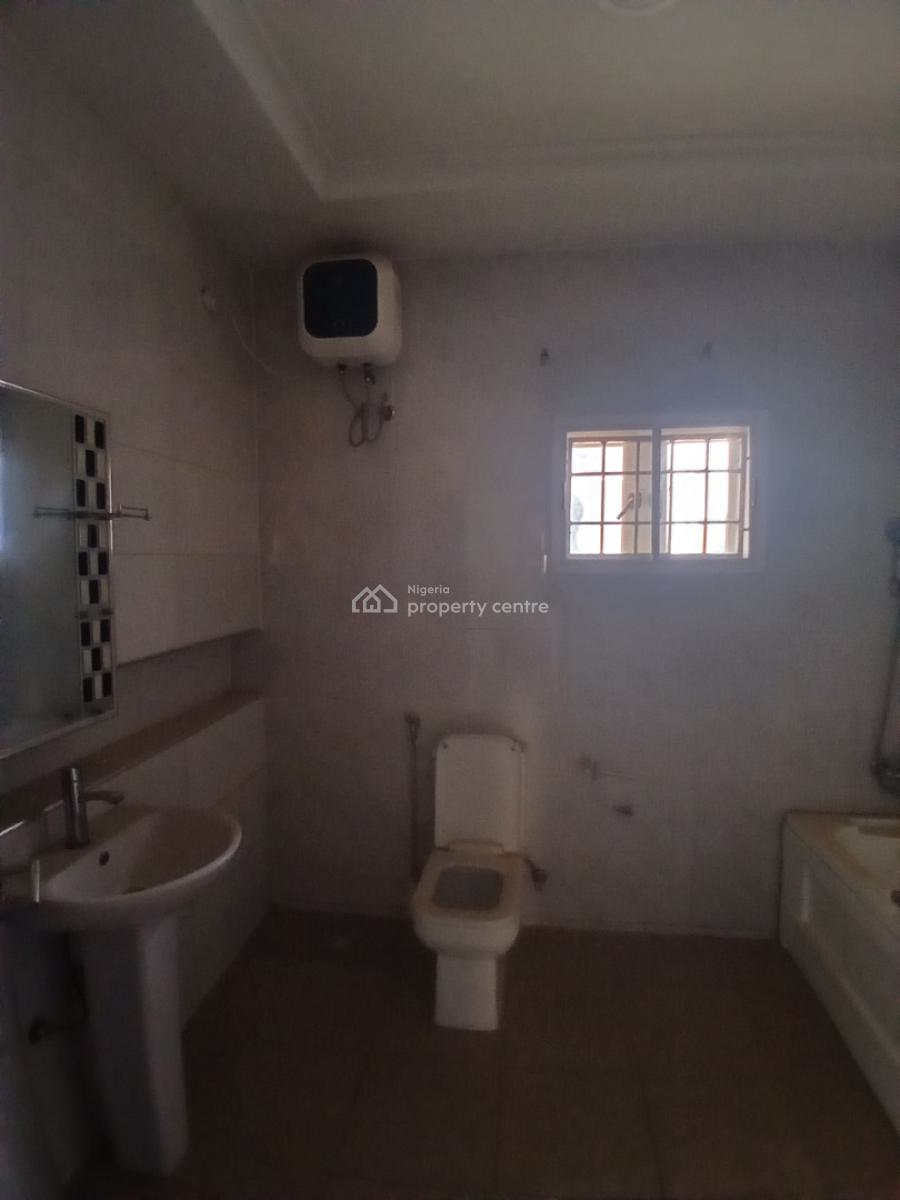 4-bedroom Terrace Duplex with Bq, Jahi, Abuja, Terraced Duplex for Rent