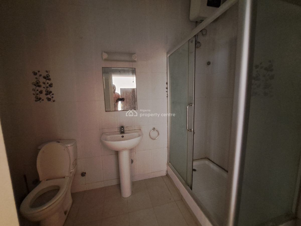 Serviced 3 Bedroom Flat with 2 Living Room, Bq, Acs & 24hours Power, Lekki Phase 1, Lekki, Lagos, Flat / Apartment for Rent