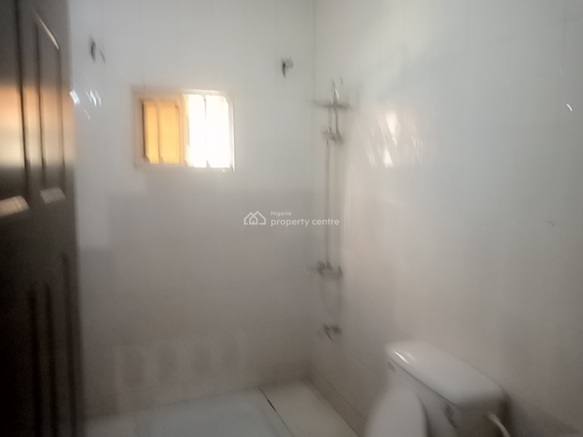 a Neatly and Massively Built 3 Bedroom Flat, Osapa, Lekki, Lagos, Flat / Apartment for Rent